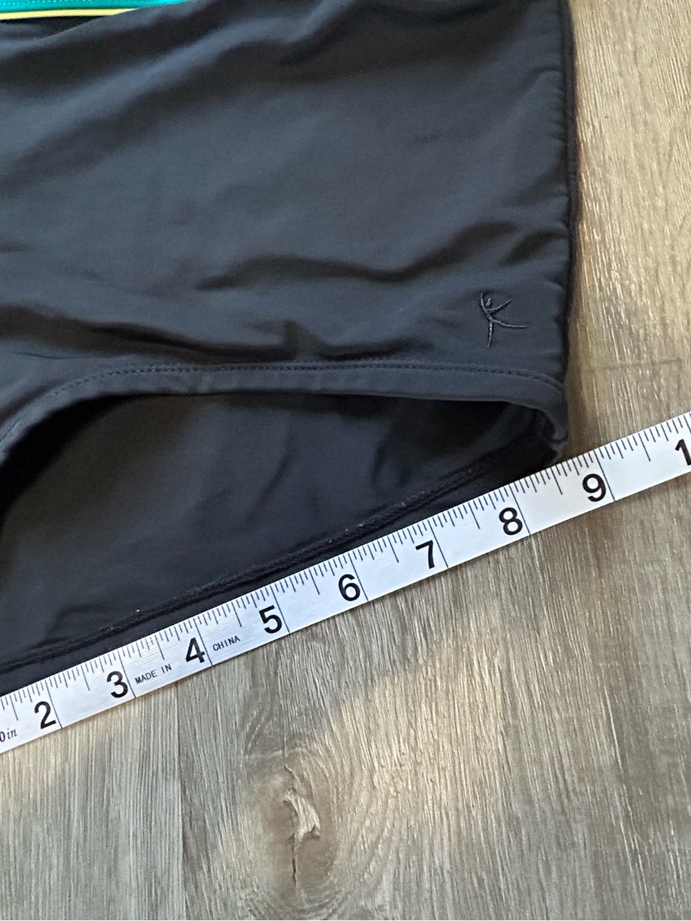 β€οΈ5 FOR $25β€οΈ Danskin Black Swim Boyshorts Teal Waistband Size L Like New - Picture 6 of 8